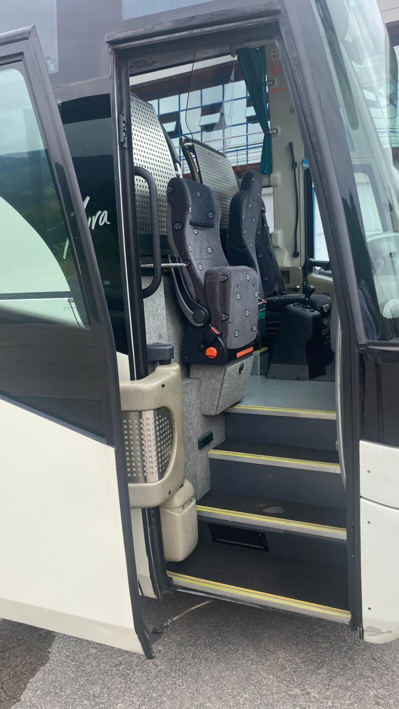 Mercedes Benz OC500 – Beulas Aura 13,7m 55+1+1