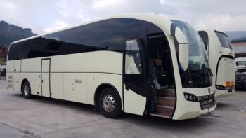 MAN 19.420 con Sunsundegui SC7 13m 55/59+C+G+WC (2PMR)